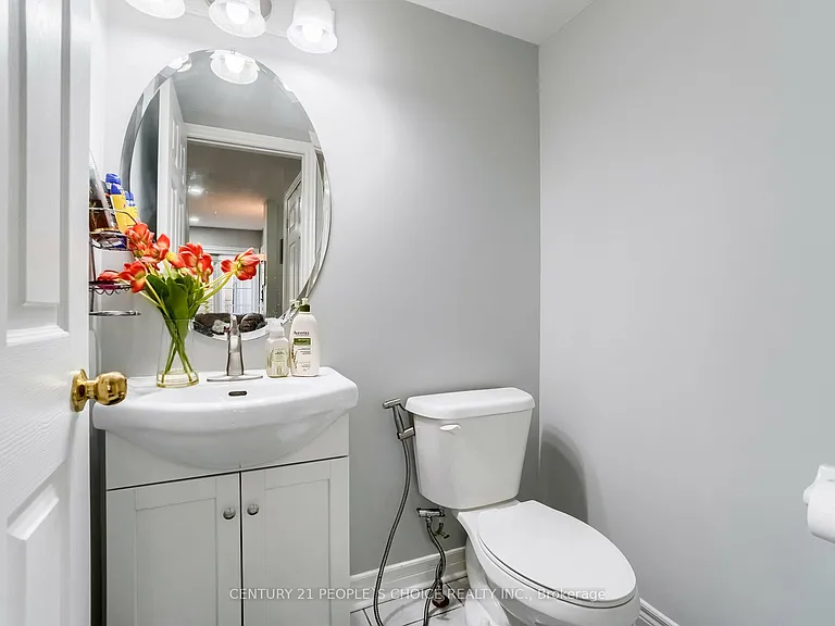 5658 Glen Erin Dr #7 — Photo 20