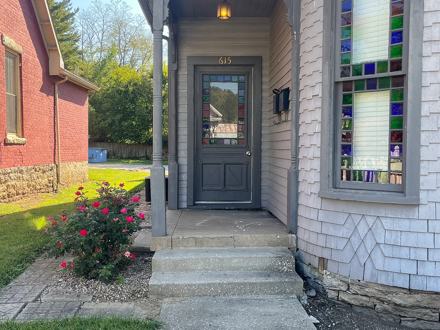 1 bed, 700 sqft, $700 — Photo 1