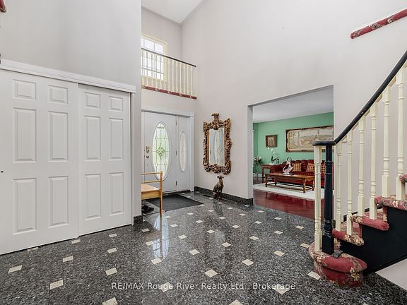 3rd image of 1106 Ridge Valley Dr