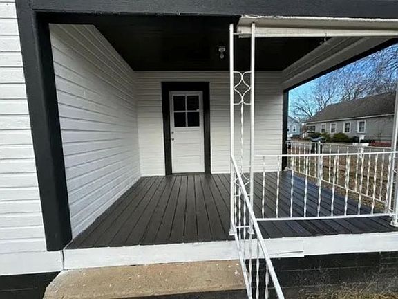 4th image of 1145 Granite St