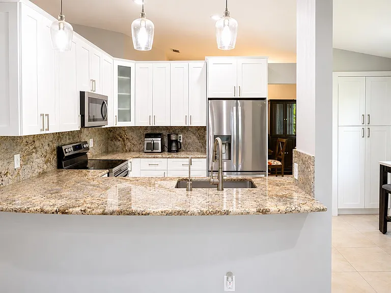 396 Carrington Dr — Photo 7