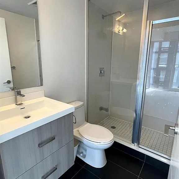 50 Wellesley St E #3910 — Photo 6