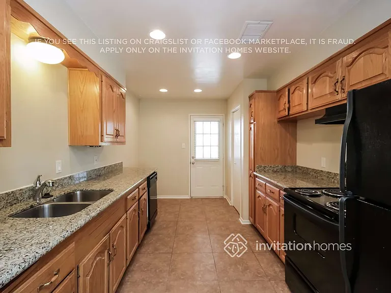 120 E Marilyn Ave — Photo 8