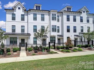 4202 Alexander View Dr, Charlotte, NC 28226