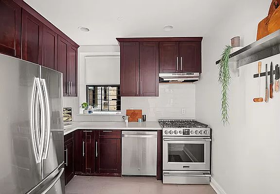5th image of 2098 Fredrick Douglass Blvd #4G