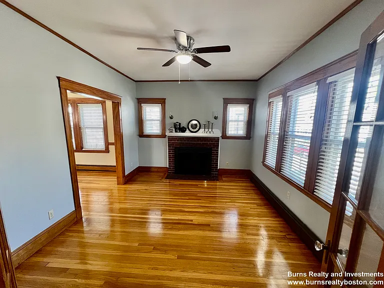 616 Adams St — Photo 6
