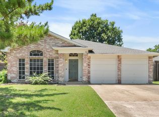 862 Valleybrooke Dr, Arlington, TX 76001