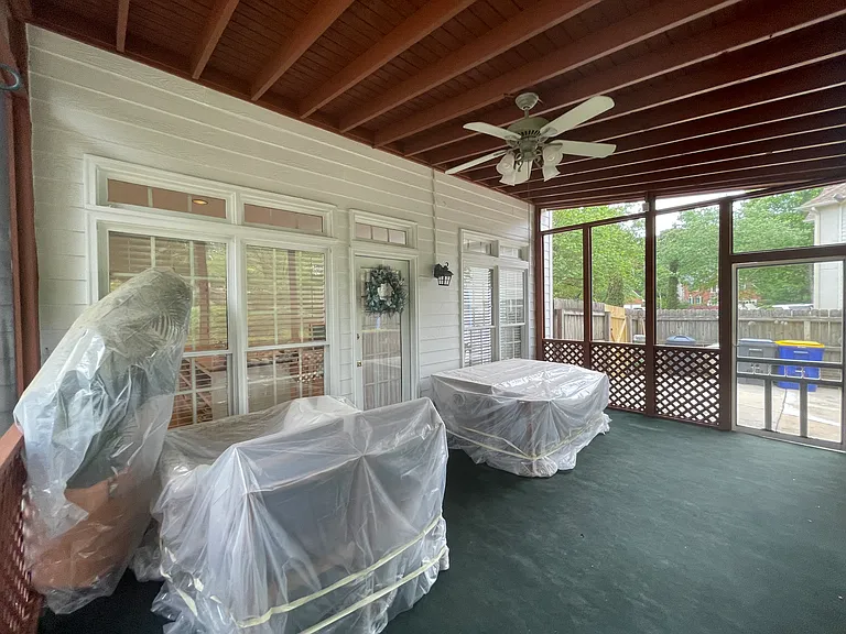 2036 Londonberry Ct — Photo 25