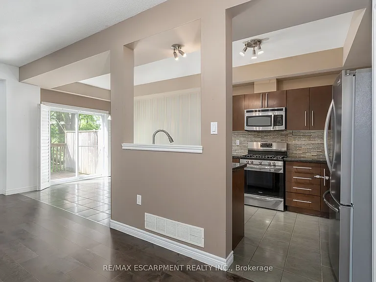 84 Myers Ln — Photo 5