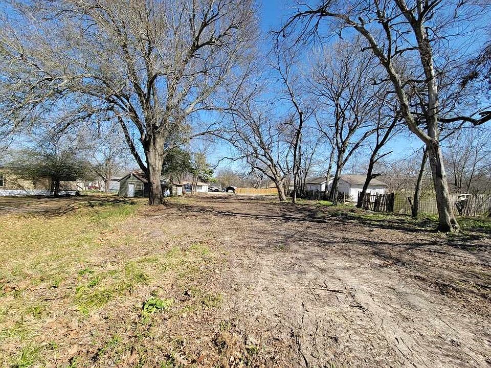 1st image of N Greenville Ave