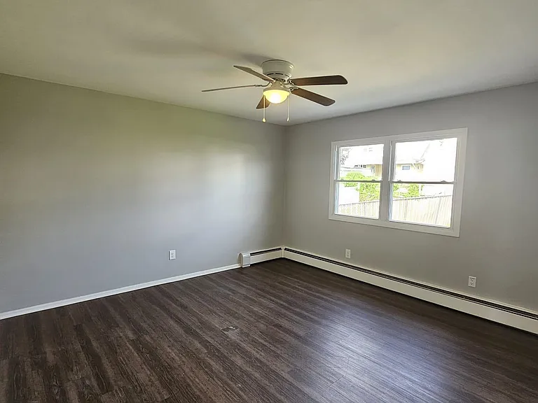 15 Dell Glen Ave #2 — Photo 10