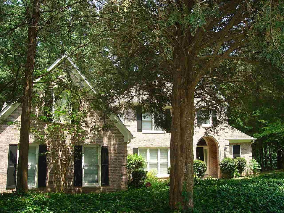 1st image of 160 Shady Oaks Dr