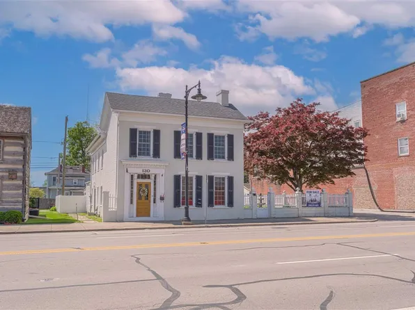 130 W Main St, Cambridge City, IN 47327