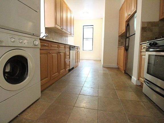 2nd image of 360 W 51st St #2AA