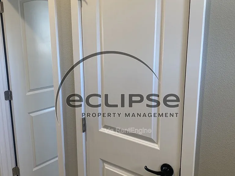 511 Crestone Ave #511 — Photo 6