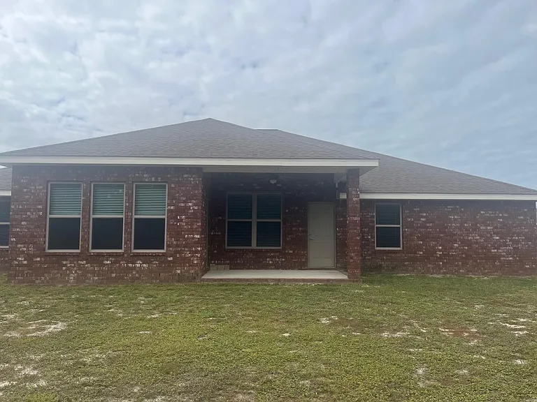 1950 Alamanda Ct — Photo 14