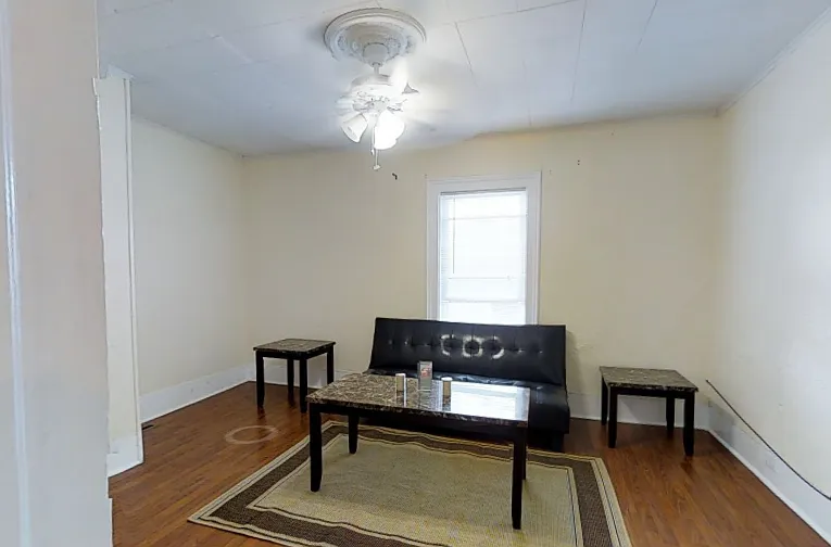 309 Columbus Ave - Apt 4 — Photo 3