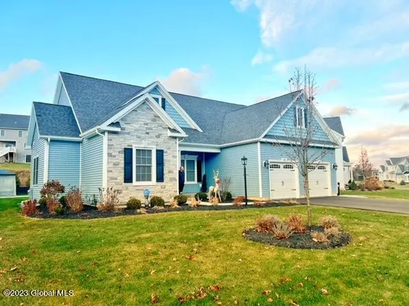 15 Landmark Street, Latham, NY 12110