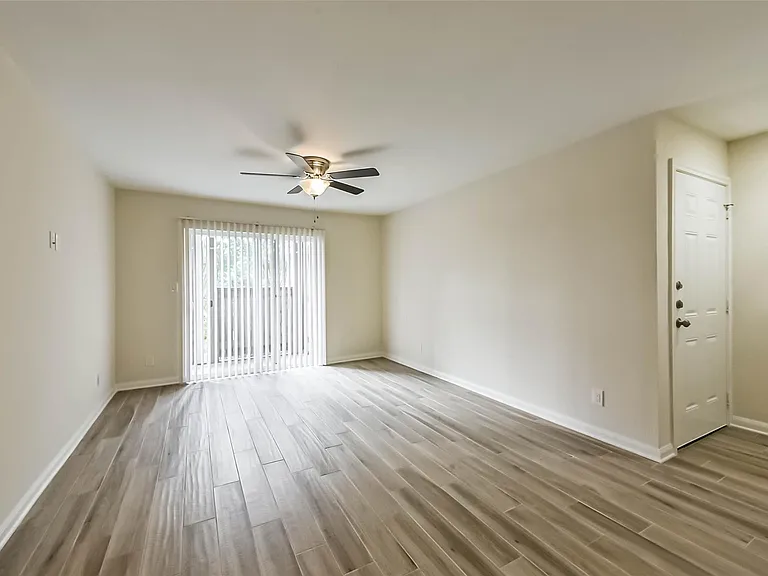 1860 White Oak Dr #245 — Photo 10
