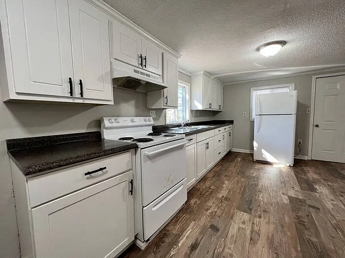 723 Wren Rd — Photo 13
