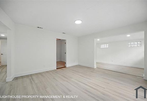 4th image of 2124 Patou Dr W