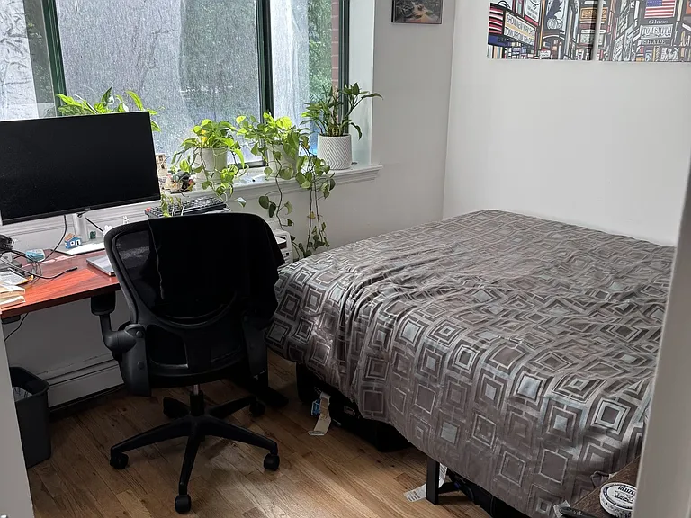 60 E 1st St #2A — Photo 8