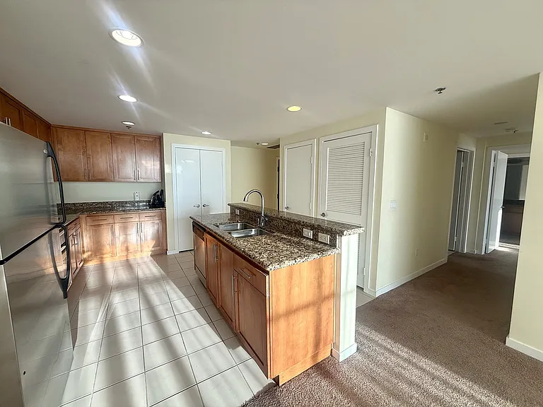 411 W Seaside Way #1105 — Photo 7