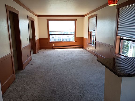 2nd image of 602 Melrose Ave E APT 302