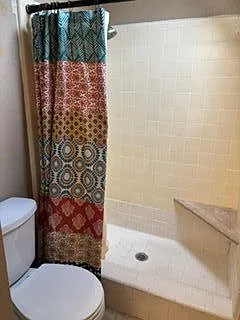 114 Carmel Dr — Photo 15