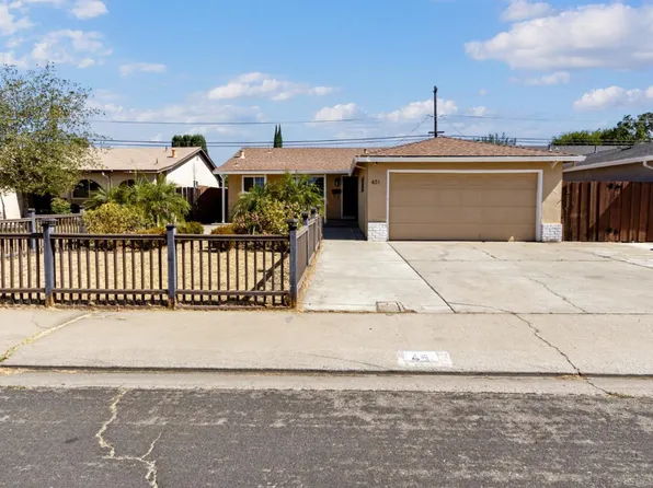451 Diane Dr, Manteca, CA 95336