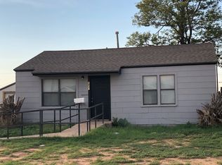 2831 E 7th St, Lubbock, TX 79403