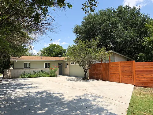 5407 Westminster Dr Photo 1
