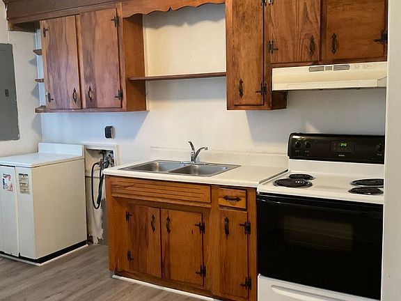 4th image of 175 Orange Ave APT 1 & 2