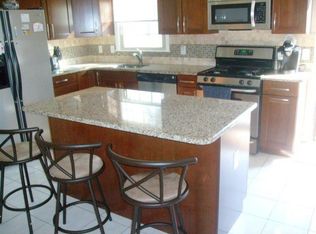 490 Ydv Ham Square Rd, Hamilton, NJ 08691