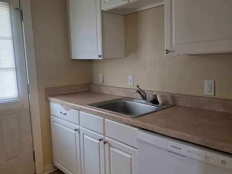 2232 Alice Ct — Photo 4