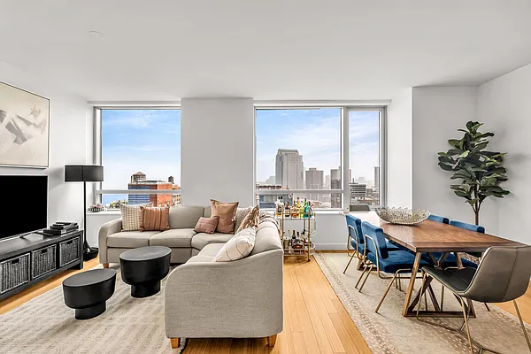 Rented by Sotheby's International Realty | media 1