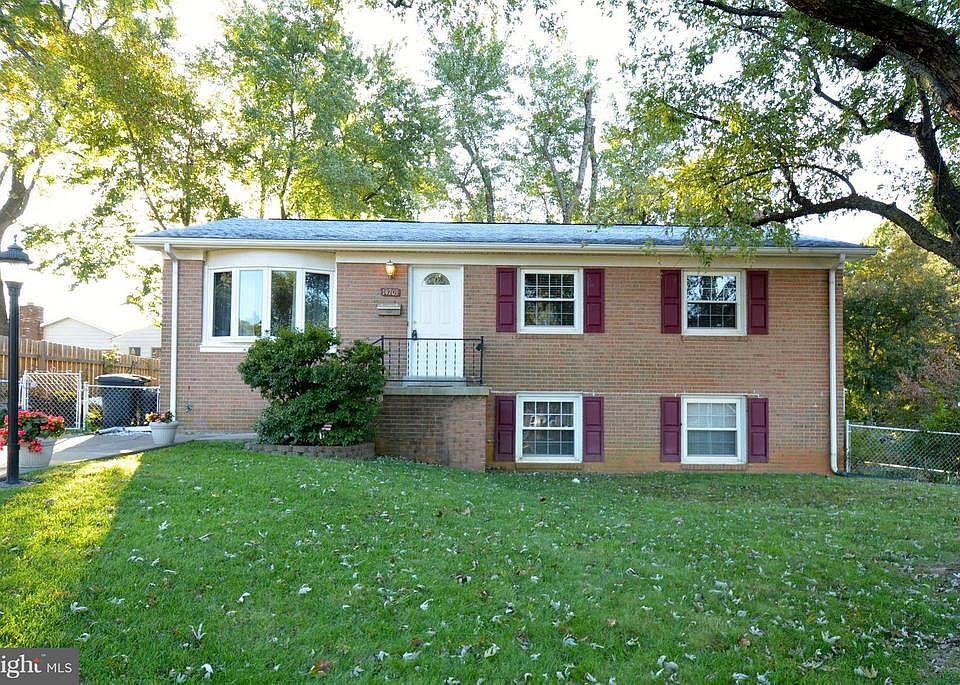 1st image of 14703 Dunbar Ln