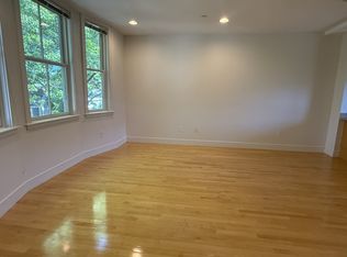 117 2nd St #5, Cambridge, MA 02141