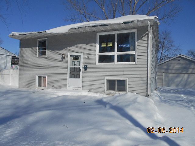 1st image of 606 Westwind Dr