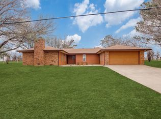 112 W Blackjack Rd, Aubrey, TX 76227