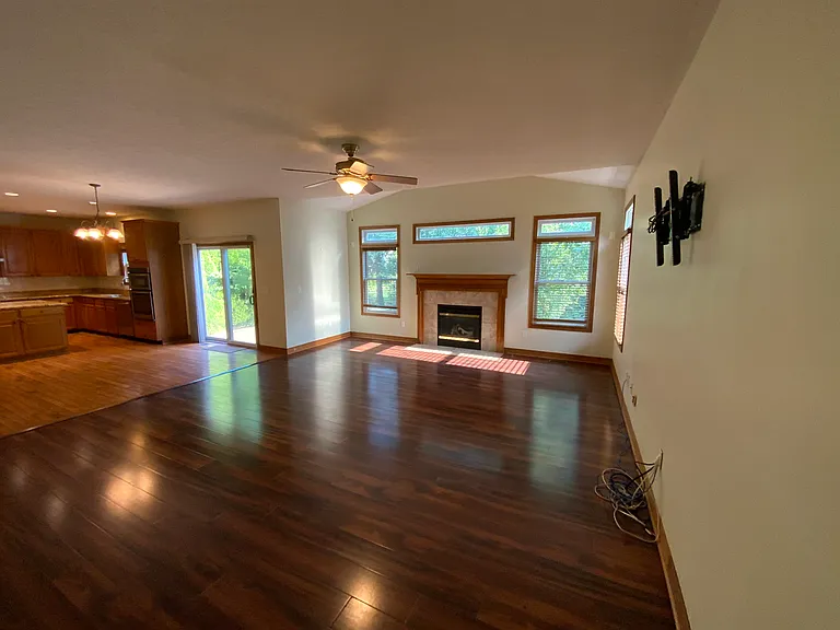 6757 Blue Holly Dr — Photo 16