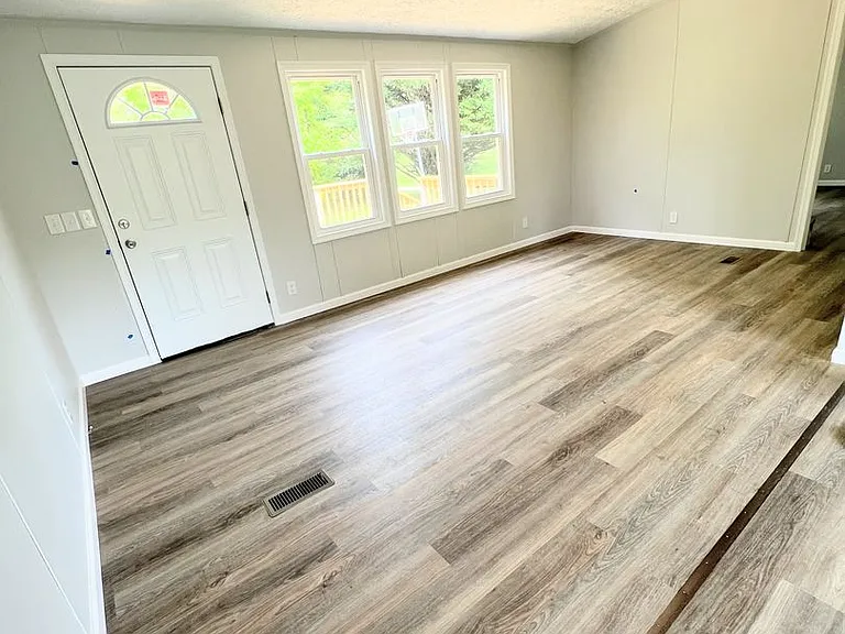 6408 Lawyers Rd — Photo 5