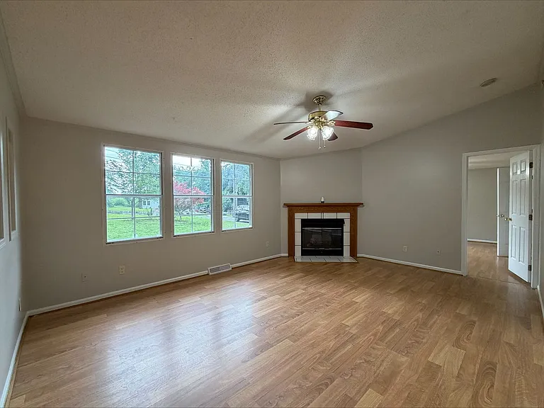 2761 Penny Park Dr — Photo 4