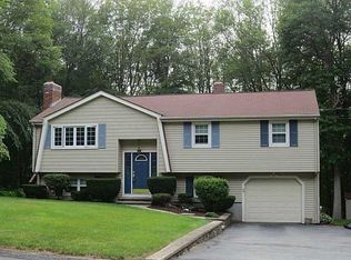 32 Maureen Dr, Smithfield, RI 02917