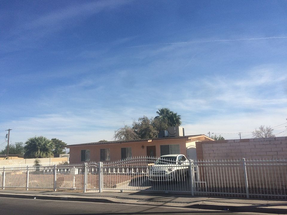 1st image of 4385 Parkdale Ave