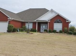 475 Elm Dr, Columbus, MS 39701