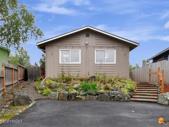 3471 Harrier Cir, Anchorage, AK 99504