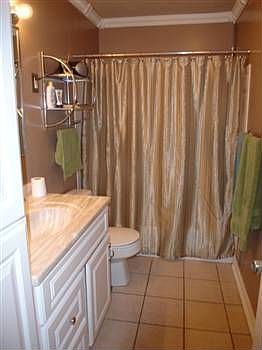 4th image of 268 Rebecca Ann Ct