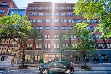 Rented by R New York