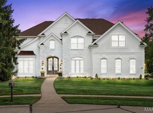 1201 Parkway Meadow Ct, Ballwin, MO 63021